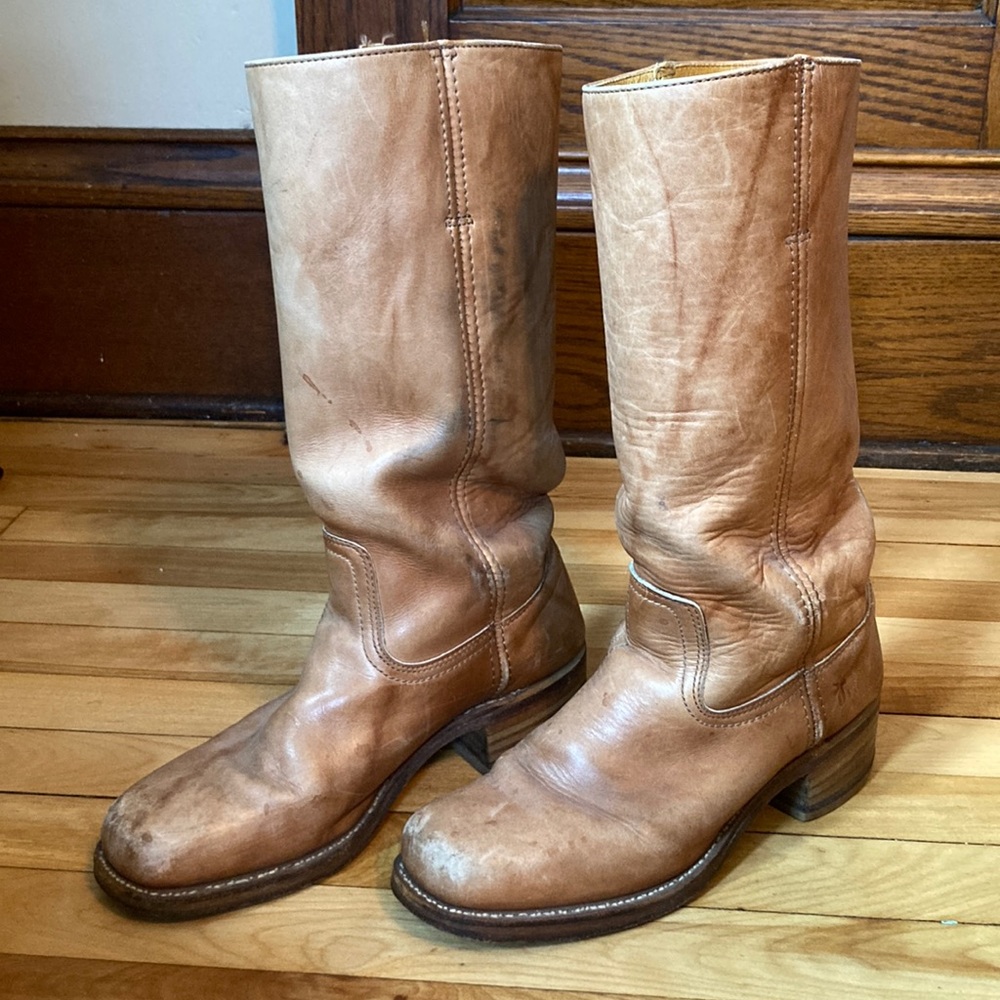 Frye Campus boots size 9